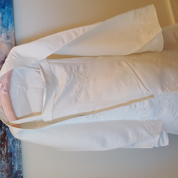 Cinderella Couture Forma Ivory Dress - Picture 5 of 8